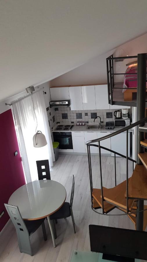 Sia House Apartment Pula Exterior photo